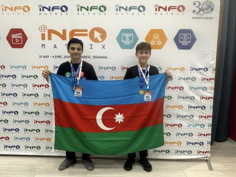 Məktəblilər beynəlxalq olimpiadada qızıl medala layiq görülüblər