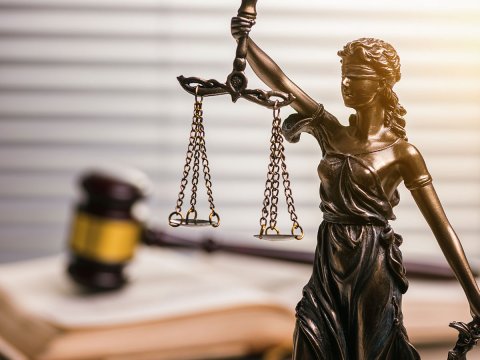 Hakim vəzifəsinə test imtahanı olacaq