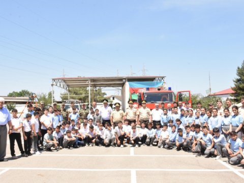 FHN Xaçmazda məktəblilər üçün “açıq qapı günü” keçirib 