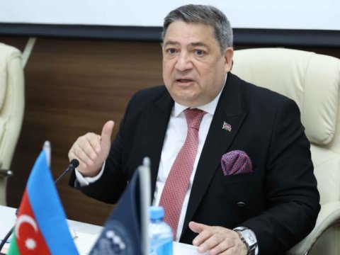İxtisas seçimi: Abituriyentlərə təzyiq yox, dəstək göstərməliyik
