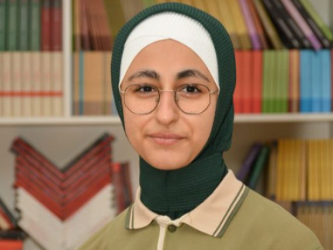 Qəbul imtahanından ən yüksək bal toplayan Zeynəb: “Bu nəticəni gözləmirdim”