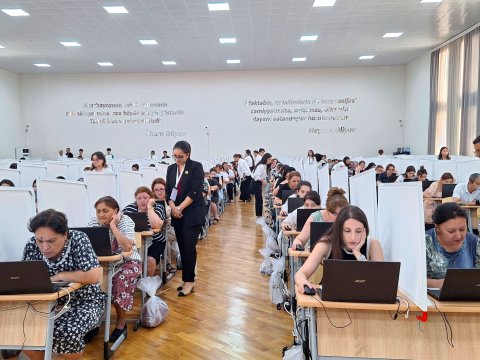 Paytaxt üzrə sertifikatlaşdırmaya 1 873 təhsilverən dəvət olunub