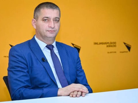 Sertifikasiyadan kəsilən müəllimlər “xalq düşməni” kimi qələmə verilməməlidir