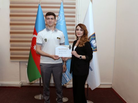 “Brend tələbə”: Hər kəs sizi izləyirmiş kimi çalışın - VİDEO