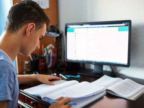 «Abituriyent» jurnalının 4-cü nömrəsi nəşr EDİLDİ