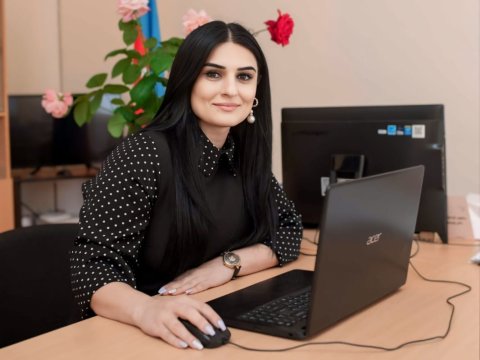 “Müəllimlərin vahid geyim forması olmalıdır”