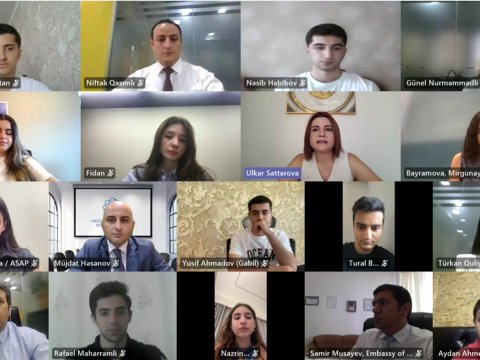 Xaricdə təhsil alacaq tələbələrlə görüş keçirilib