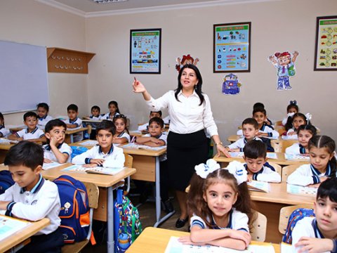 Bu gündən şagirdlərin yerdəyişməsi DAYANDIRILIR