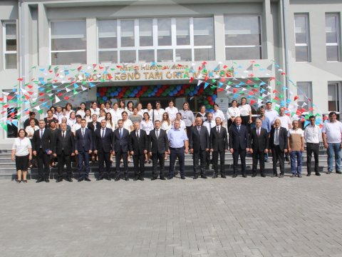 Regionlarda məktəb açılışları olub