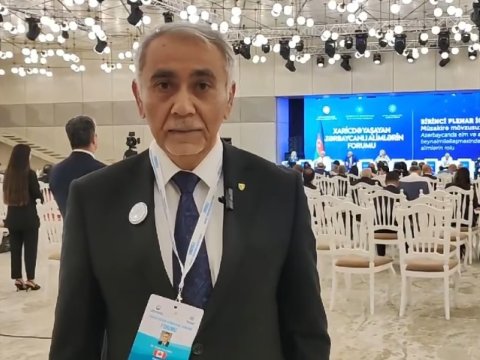 Azərbaycanlı alim şəxsi kitabxanasını Qarabağ Universitetinə hədiyyə edəcək  