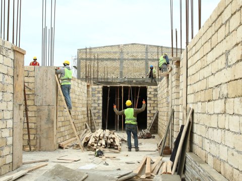 Bakıda 6 məktəb əsaslı təmirlə bağlı köçürülüb