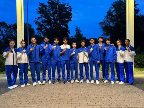 Gənc taekvondoçular Latviyada 13 medal qazanıblar