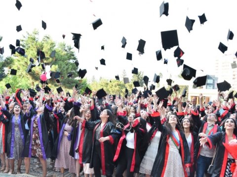 İşsizlik problemi: &ldquo;Universitetlər məzunlarının taleyi ilə maraqlanmalıdır&rdquo;