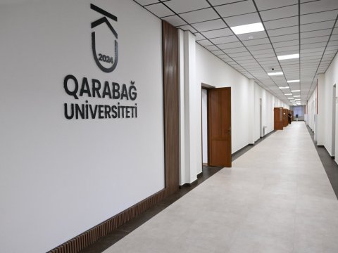 Qarabağ Universitetinin LOQOSU