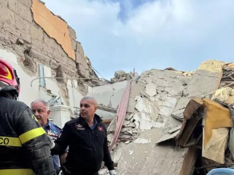 Binanın uçması nəticəsində iki azyaşlı həyatını itirib