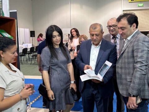 Gənclər Kitabxanası X Bakı Beynəlxalq Kitab Sərgisində iştirak edir