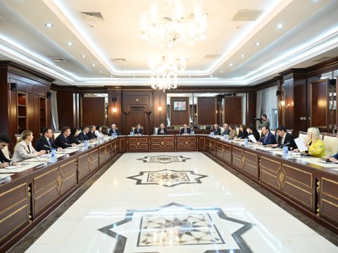 Milli Məclisin Elm və təhsil komitəsinin payız sessiyasında ilk iclası keçirilib