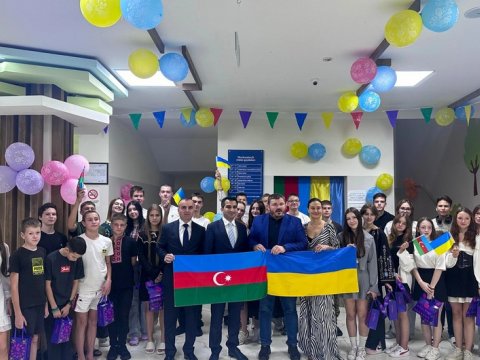 Səfir Qəbələdə reabilitasiya kursu keçən ukraynalı uşaqlarla görüşüb