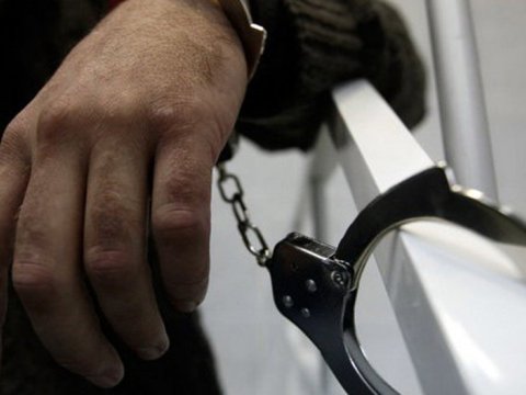 Tələbə qıza əxlaqsız təkliflər edən kişi həbs edildi