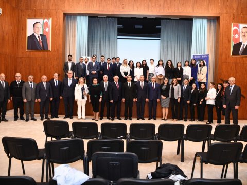 ADNSU-da Beynəlxalq elmi-praktiki simpozium keçirilib