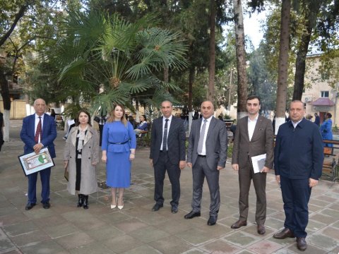 "Yaşıl dünya naminə həmrəylik ili"nə həsr olunan sərgi keçirilib