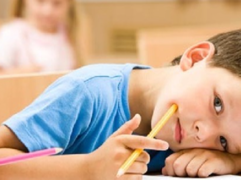 Dərsliklər: Uşaqlar üçün işgəncə aləti, müəllimlər üçün repititorluq vasitəsi