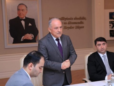 Araz Paşayev AzTU-nun rektoru və universitetin kollektivi ilə görüşüb