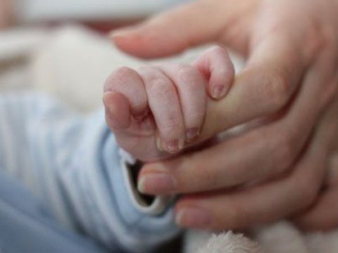 Bir neçə gün əvvəl ana olmuşdu, qəfil vəfat etdi