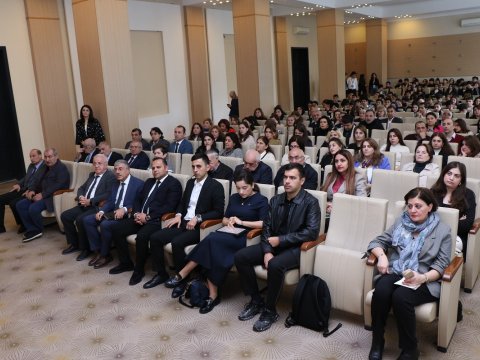 AzMİU-da iqlim dəyişikliyi ilə bağlı maarifləndirici SEMİNAR
