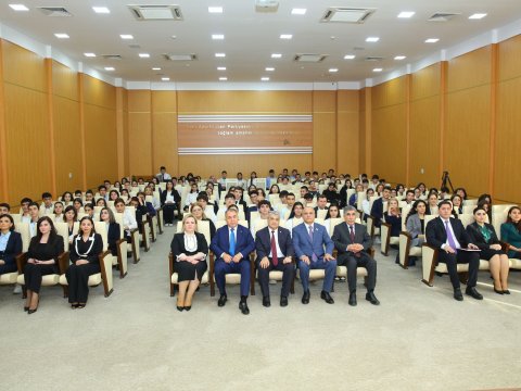 “Heydər Əliyev irsinin öyrənilməsi” mövzusunda dərslərə start verilib