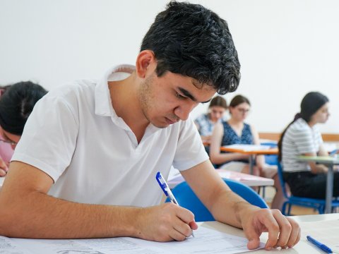Azərbaycanda ikinci ali təhsilə maraq niyə artıb? 