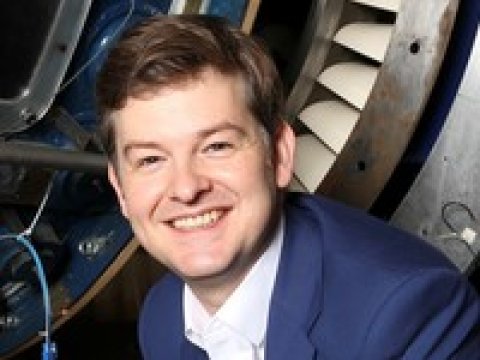 Kembric Universitetinin direktoru: 2050-ci ilə qədər xalis-sıfır emissiyalara çatmaq fürsətini əldən verə bilərik