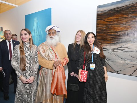 Leyla və Arzu Əliyevalar sərgidə -&nbsp;FOTO