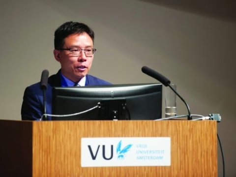 Honq-Konq Universitetinin professoru: &ldquo;Yaşıl enerji" ilə bağlı daha çox infrastruktura ehtiyac var&rdquo;