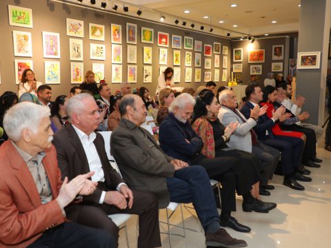 &ldquo;Yaşıl dünya naminə həmrəylik ili&rdquo; çərçivəsində rəsm sərgisi keçirilib