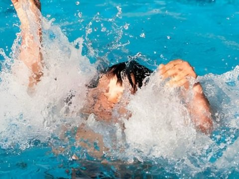 Üç yaşlı uşaq suda boğularaq ölüb