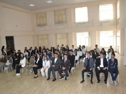 Gənc diplomatlar üçün &ldquo;Yaşıl dünya naminə simulyasiya konfransı&rdquo;