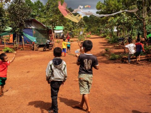 Myanmada bu il ən azı 650 uşaq münaqişənin qurbanı olub