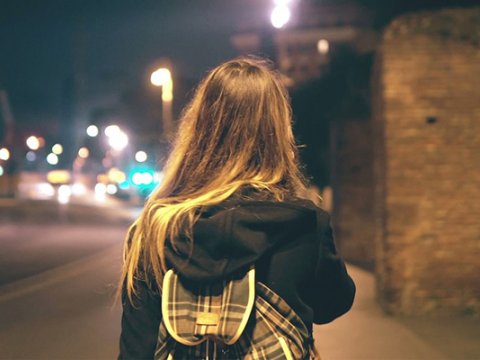 Bakıda 16 yaşlı qız itkin düşüb