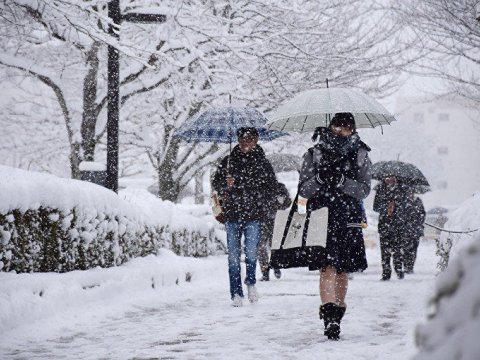 Bakıda yağış, bəzi ərazilərdə qar yağacaq - PROQNOZ