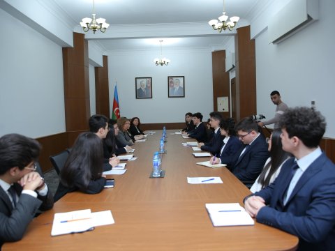 Uşaq Səfirlər Məclisinin üzvləri&nbsp;Dövlət Komitəsində olublar