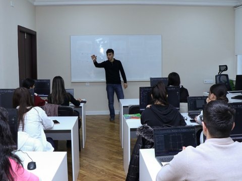 AzMİU Academy: Gələcəyin mütəxəssisləri üçün innovativ təhsil platforması