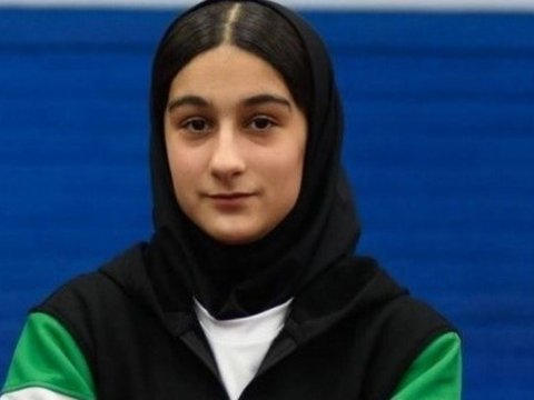 Yeniyetmə idmançı İrana dönməkdən imtina edib