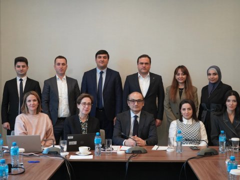 DİM-də dövlət qulluqçuları üçün seminar keçirilib