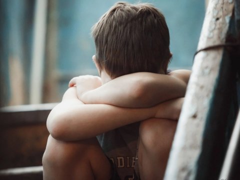 Təcavüzə uğrayan yeniyetmə özünü öldürdü