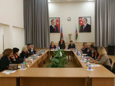 Bakı məktəbində "Erkən nigah, qohumlararası nigahın fəsadları" adlı tədbir keçirilib