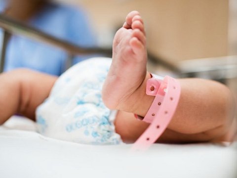 Bir yaşlı uşaq qıcolmadan öldü