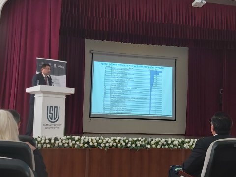 Tezis müraciətlərinə görə ilk beşlikdə olan universitetlər -&nbsp; SİYAHI