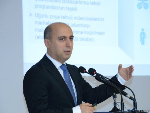 Məktəblərdə rüşvət halı ilə bağlı hər bir müraciət araşdırılır