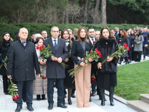 Azərbaycan Universitetində Ümummilli Lider Heydər Əliyevin xatirəsi anılıb